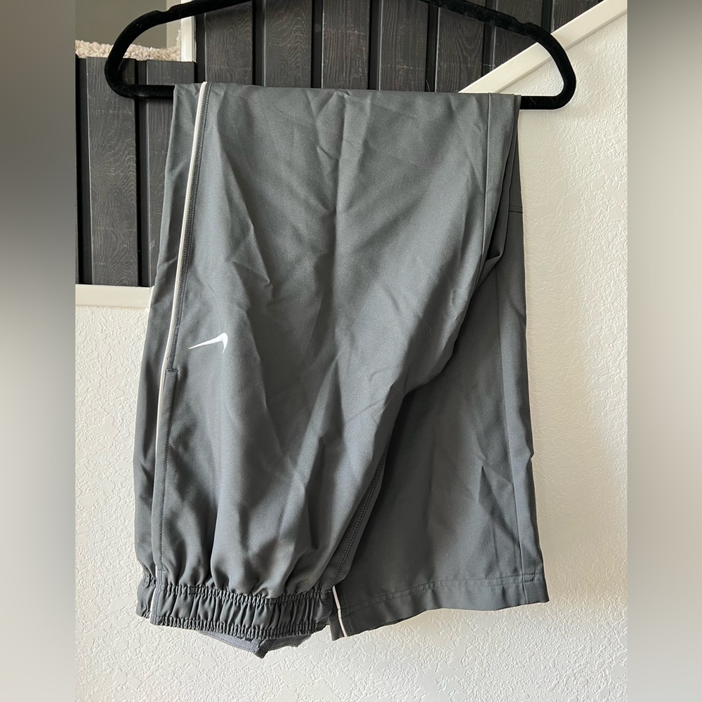Nike Dri-Fit Lightweight Sweatpants - Men’s Size M